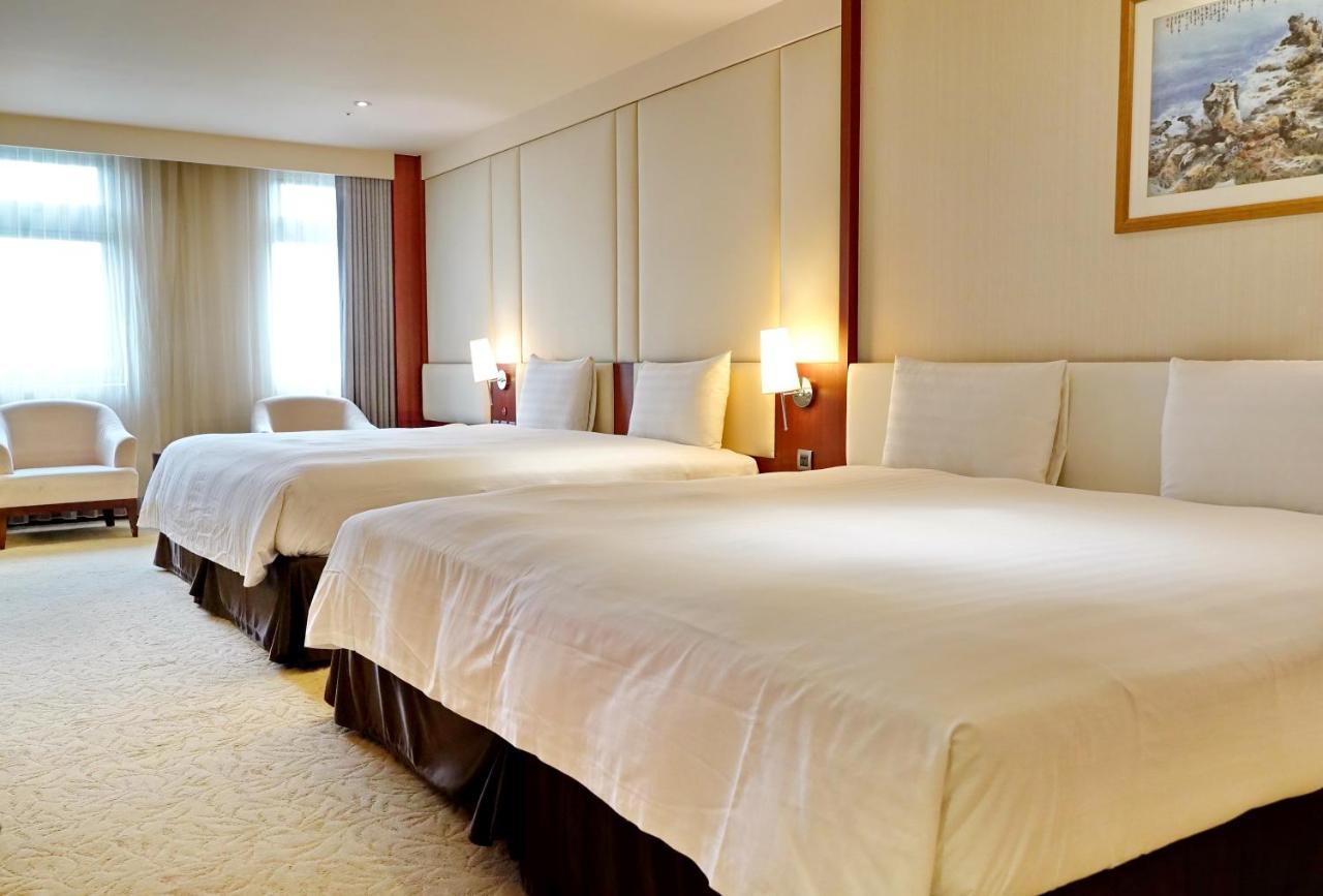 Hu House -
