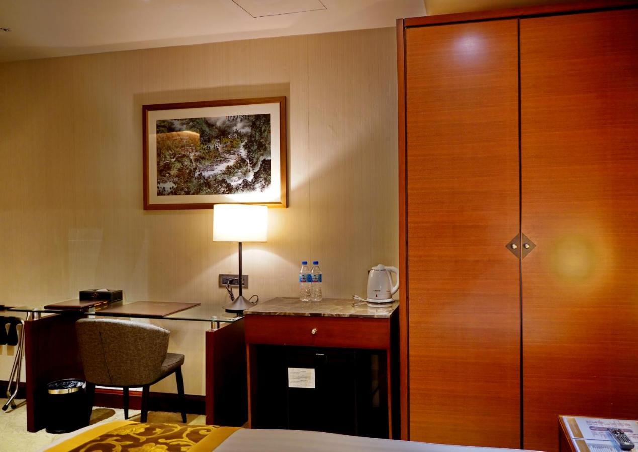 Hu House - Hotel
